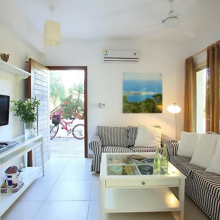 House 14, The Artisan Protaras